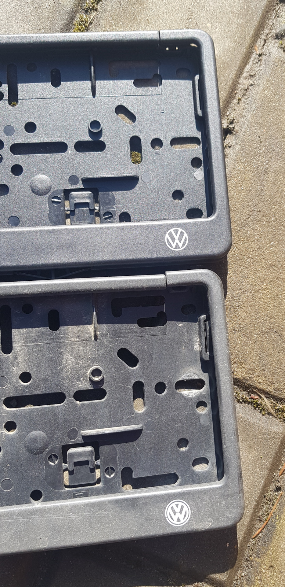 Синяя крышечка, новая рамка номерного знака, стикеры — Volkswagen ...