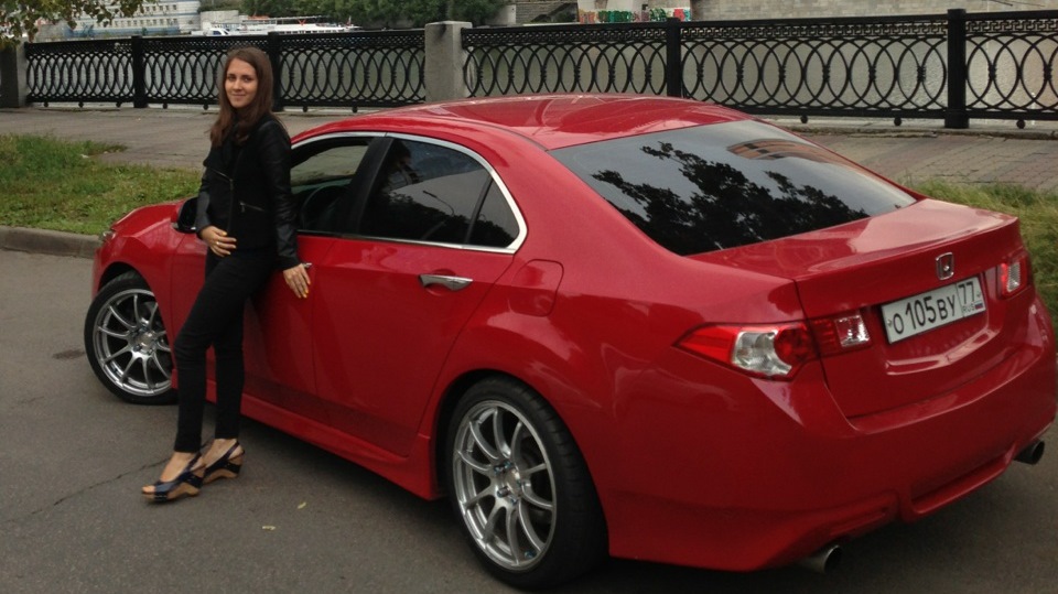 Red Honda Accord 8