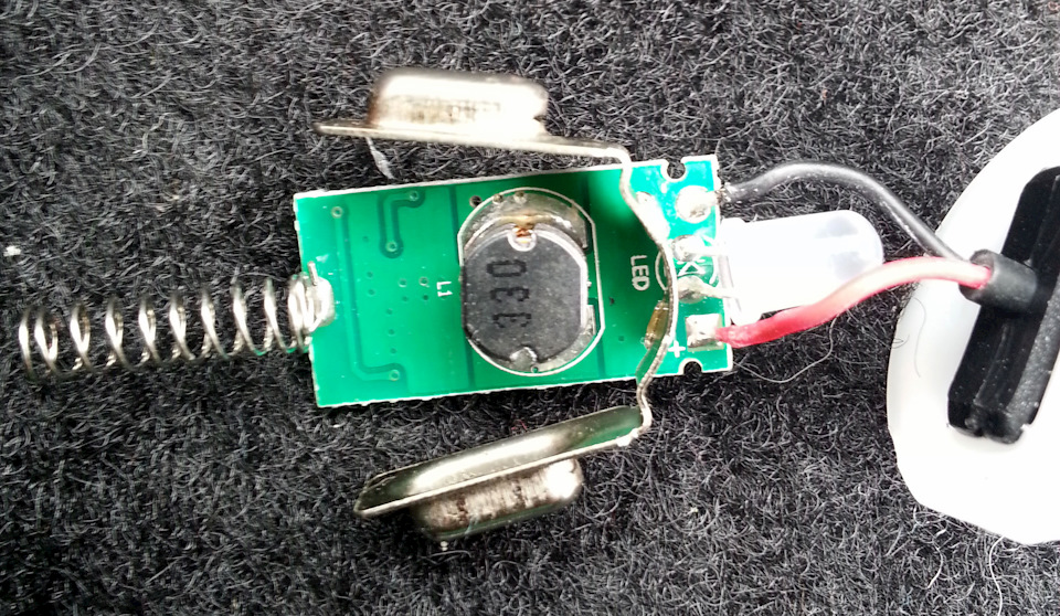 Регистратор к плафону и салонный фильтр — Nissan Almera V (G11/15), 1,6 ...