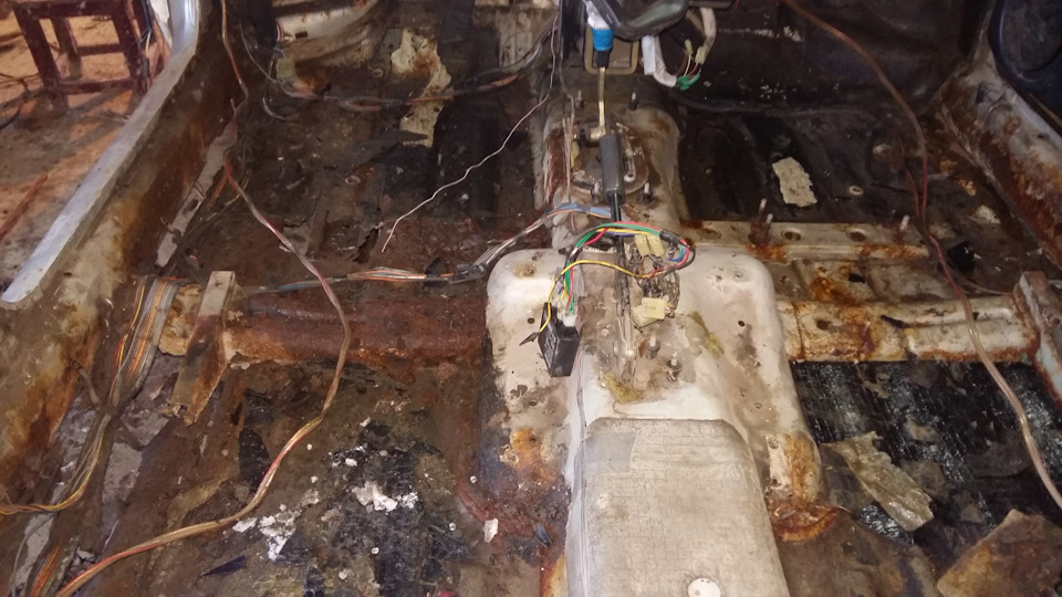 Замена порогов и пола 2112 — DRIVE2