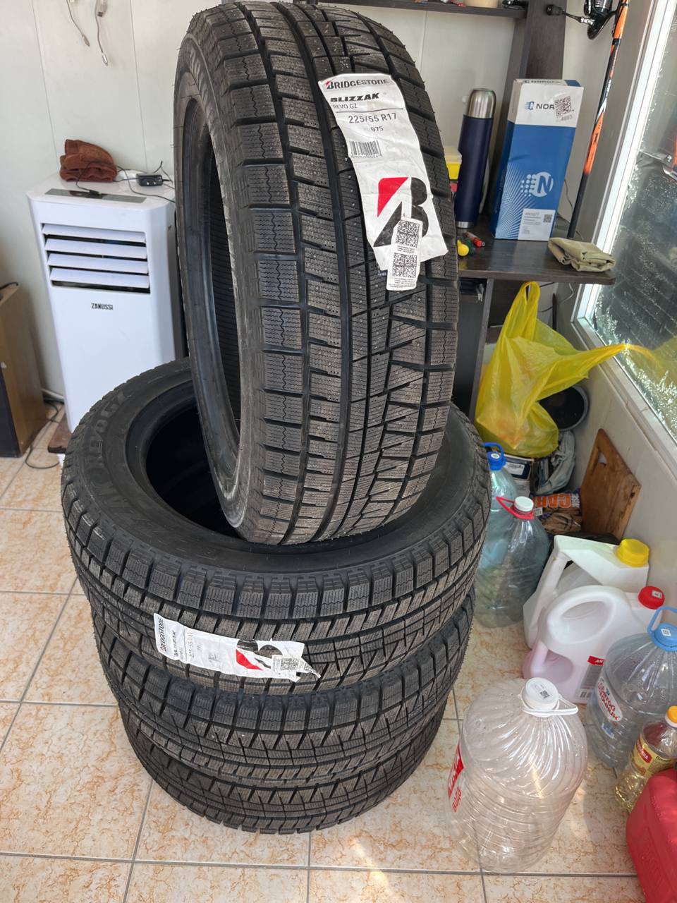 Новая зимняя резина Bridgestone Blizzak Revo GZ 225/55 R17 — DRIVE2