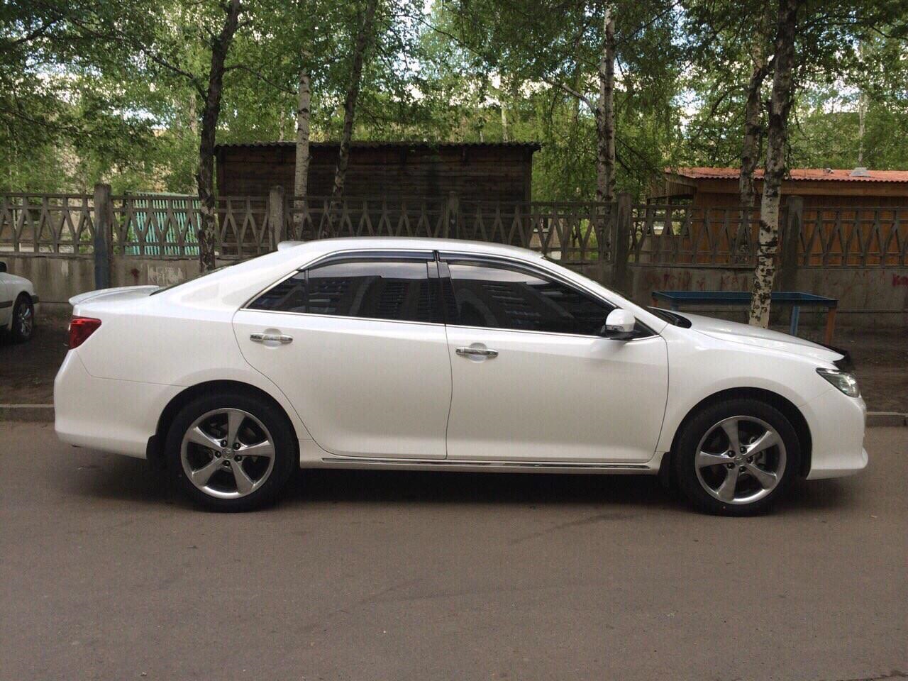 Белая camry v50 r18. Какие диски на камри 50. Toyota camry 50 литье. Toyota camry 50 r18. Диски тойота камри v50.
