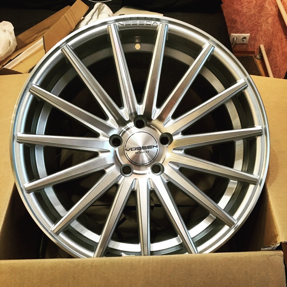 Диски Vossen vfs5