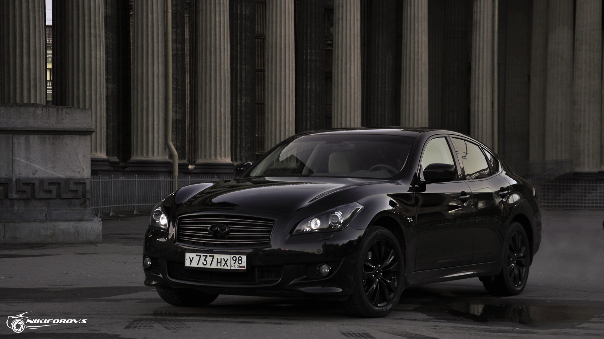 Infiniti m37 m56 Black