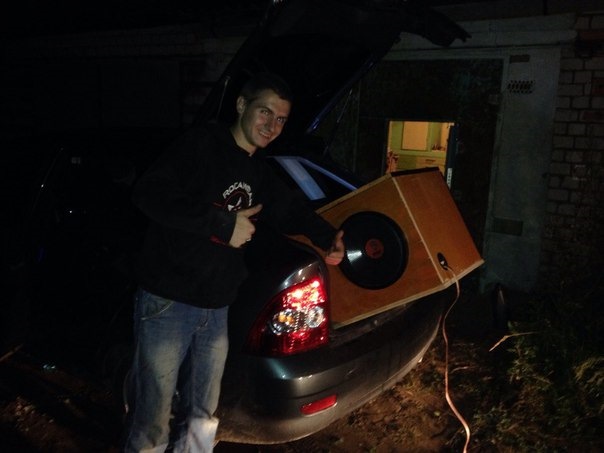 ЧВ саб в приору — Lada Приора хэтчбек, 1,6 л, 2011 года | автозвук | DRIVE2