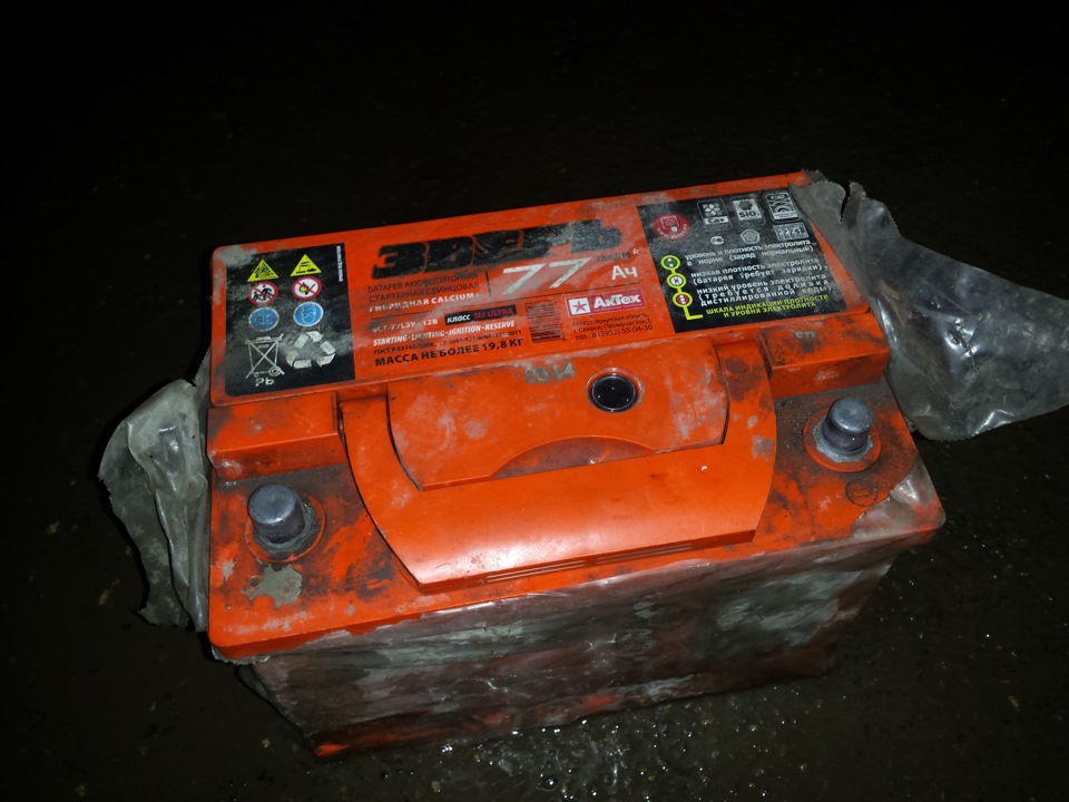 Замена акб. Меняем кислоту на агм. — Lada Приора седан, 1,6 л, 2008 ...