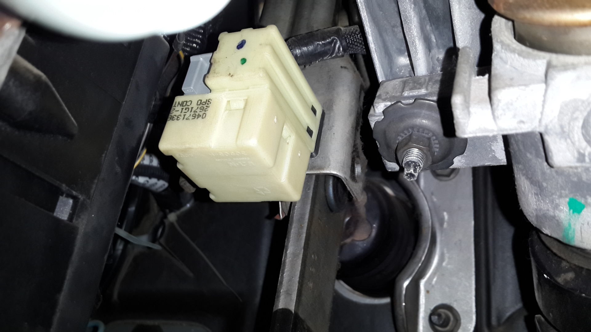 Лягушка, Brake light switch — Jeep Grand Cherokee (WJ), 4 л, 2002 года