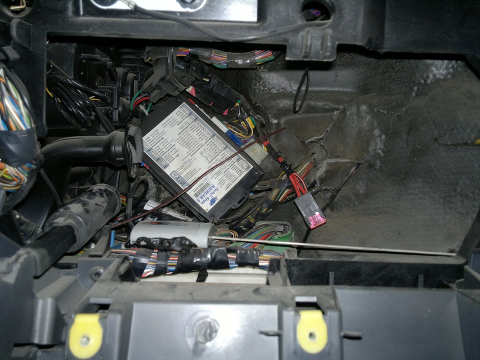 Подключаем магнитолу и зимняя мойка — Ford Focus II Sedan, 1,6 л, 2006 ...