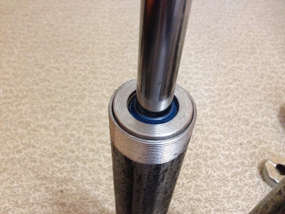 гаек штоков амортизаторов