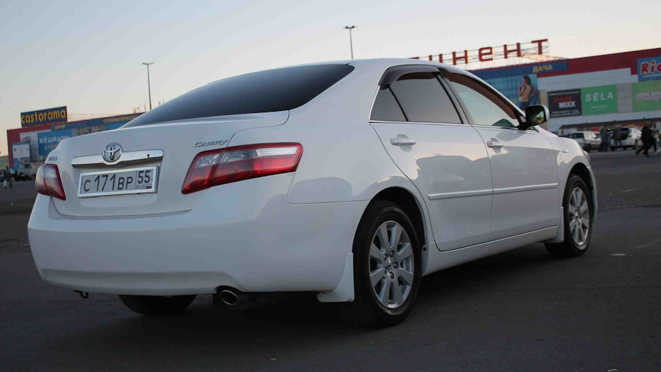 40 white. Honda Camry xv40 белая. Тойота Камри 2.2 gl. Камри 2.4 белая. Цвет Тойота 040 белый.