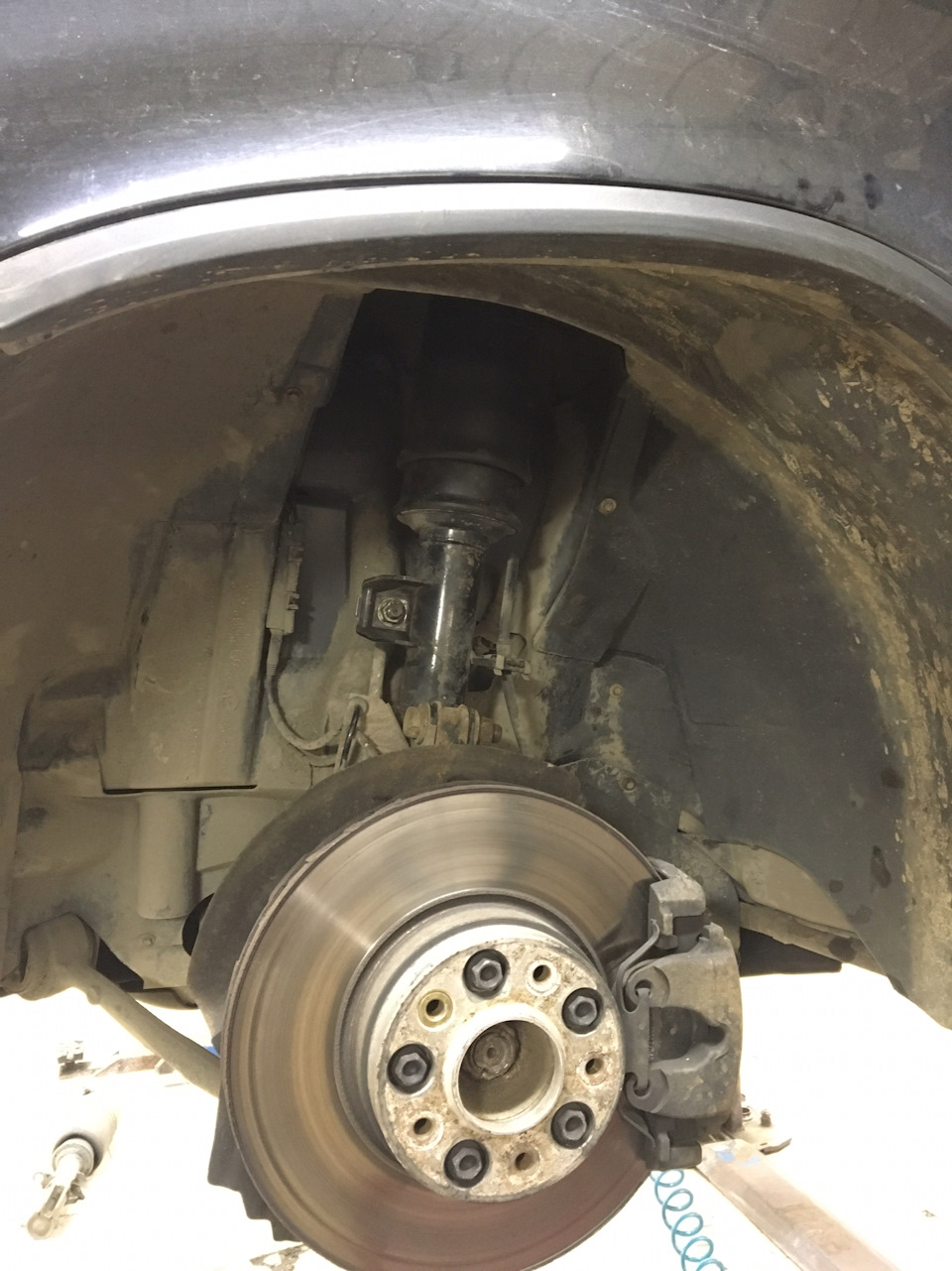 Фото в бортжурнале BMW X5 (E53)