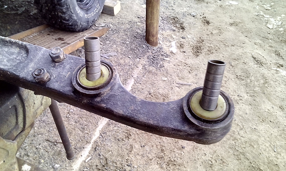 валим кастор на мосту и пипец сайлентблокам на клюшке . — УАЗ 315195 ...