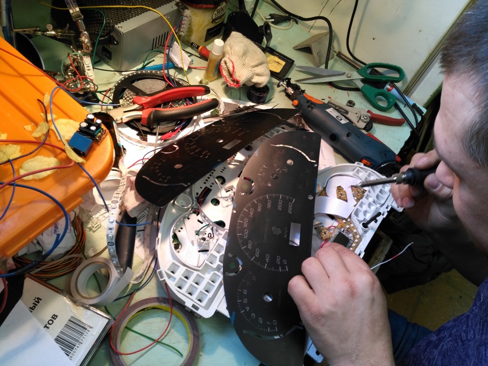 Мне мы только накладку заменили, подсветка уже была сделана ранее — Chevrolet Lacetti 5D