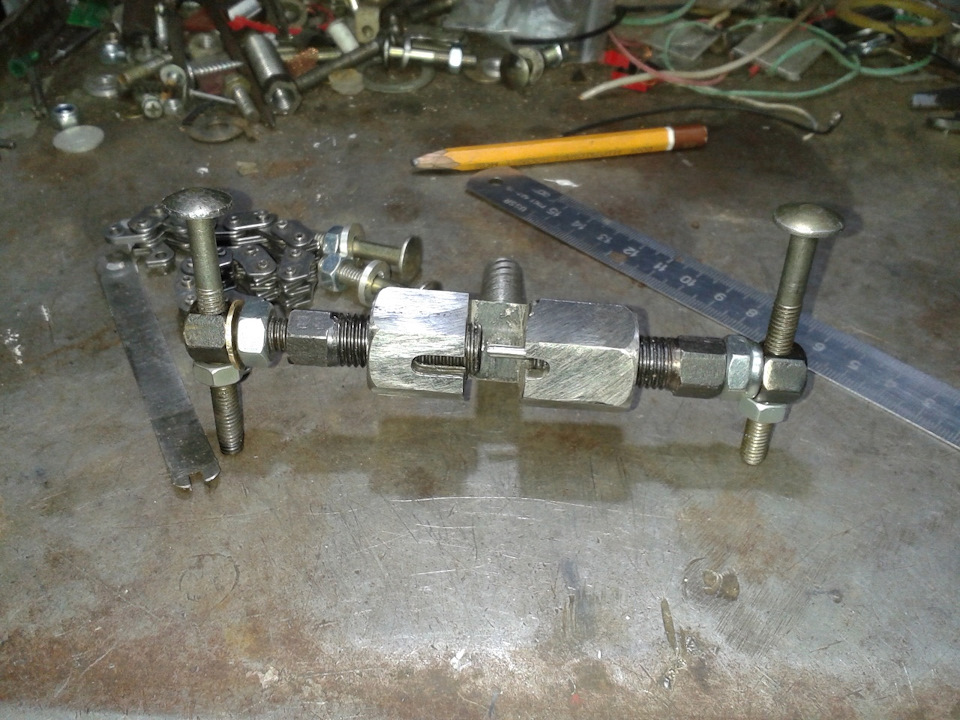 Выжимка для сборки и разборки цепи ГРМ — SsangYong Actyon (2G), 2 л ...