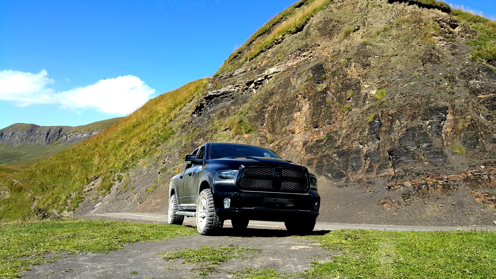 Dodge Ram 5.7 бензиновый 2014 | 1500 Sport на DRIVE2