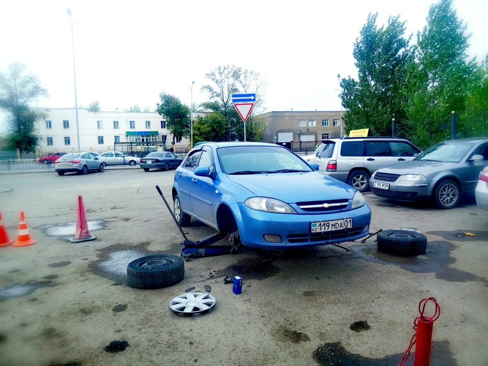 замена колодок или проточка дисков… — Chevrolet Lacetti 5D, 1,4 л, 2007 ...