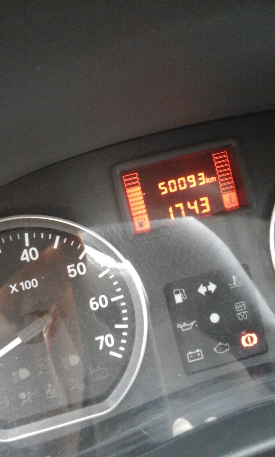 Фото в бортжурнале Nissan Almera V (G11/15)