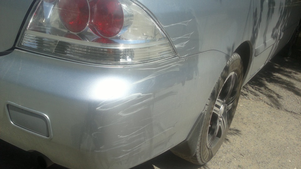 поцарапал бампер и крыло ((( — Mitsubishi Lancer IX, 1,6 л., 2006 года ...