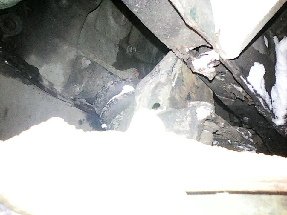 Вырвало балку из лонжерона:( — Lada 21073, 1,7 л, 1998 года | поломка ...