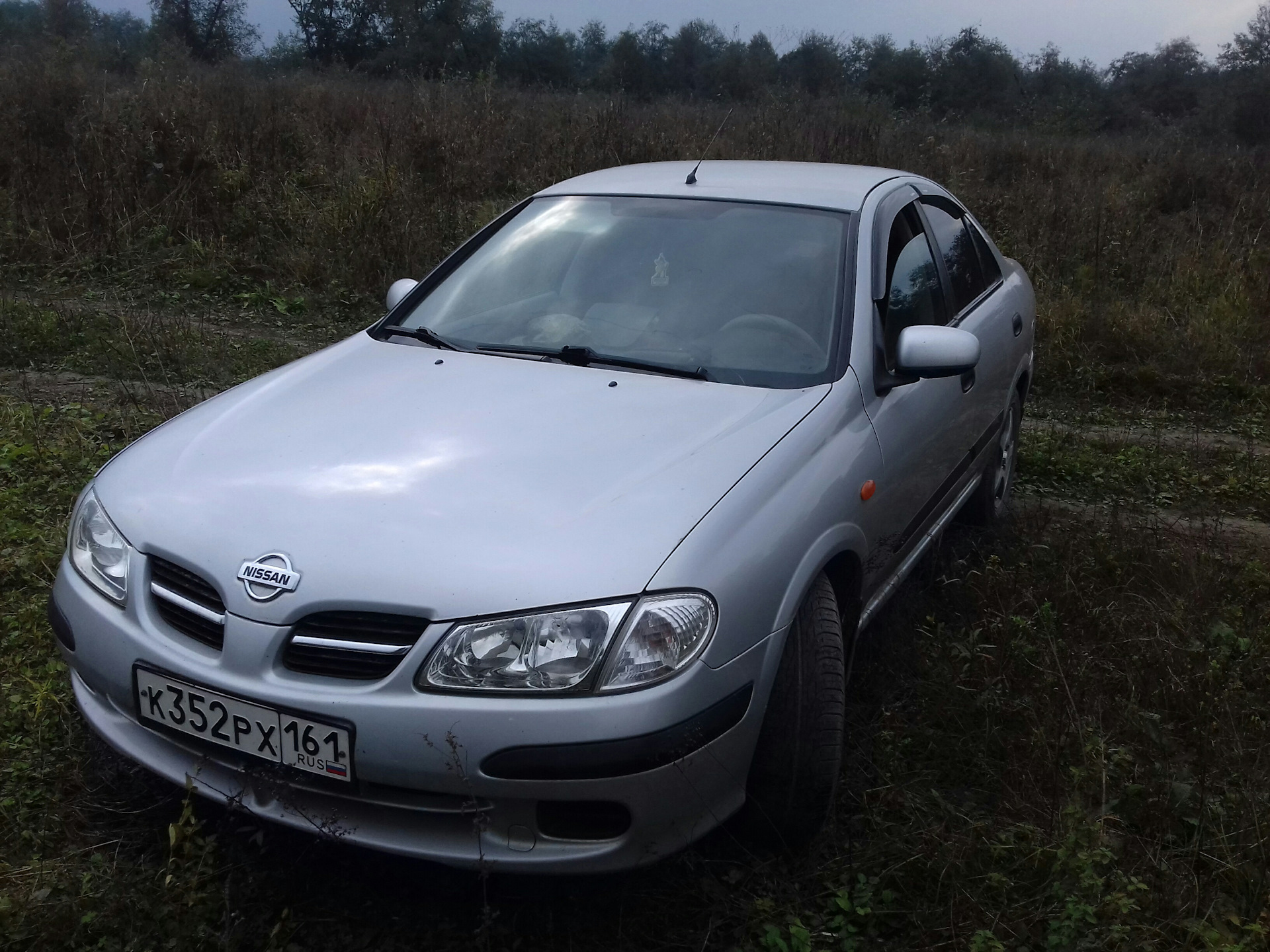 Ниссан 2002 года. Ниссан Альмера 2002. Nissan Almera n16 2002. Ниссан Альмера 2 2002. Nissan Almera 2002 2004.