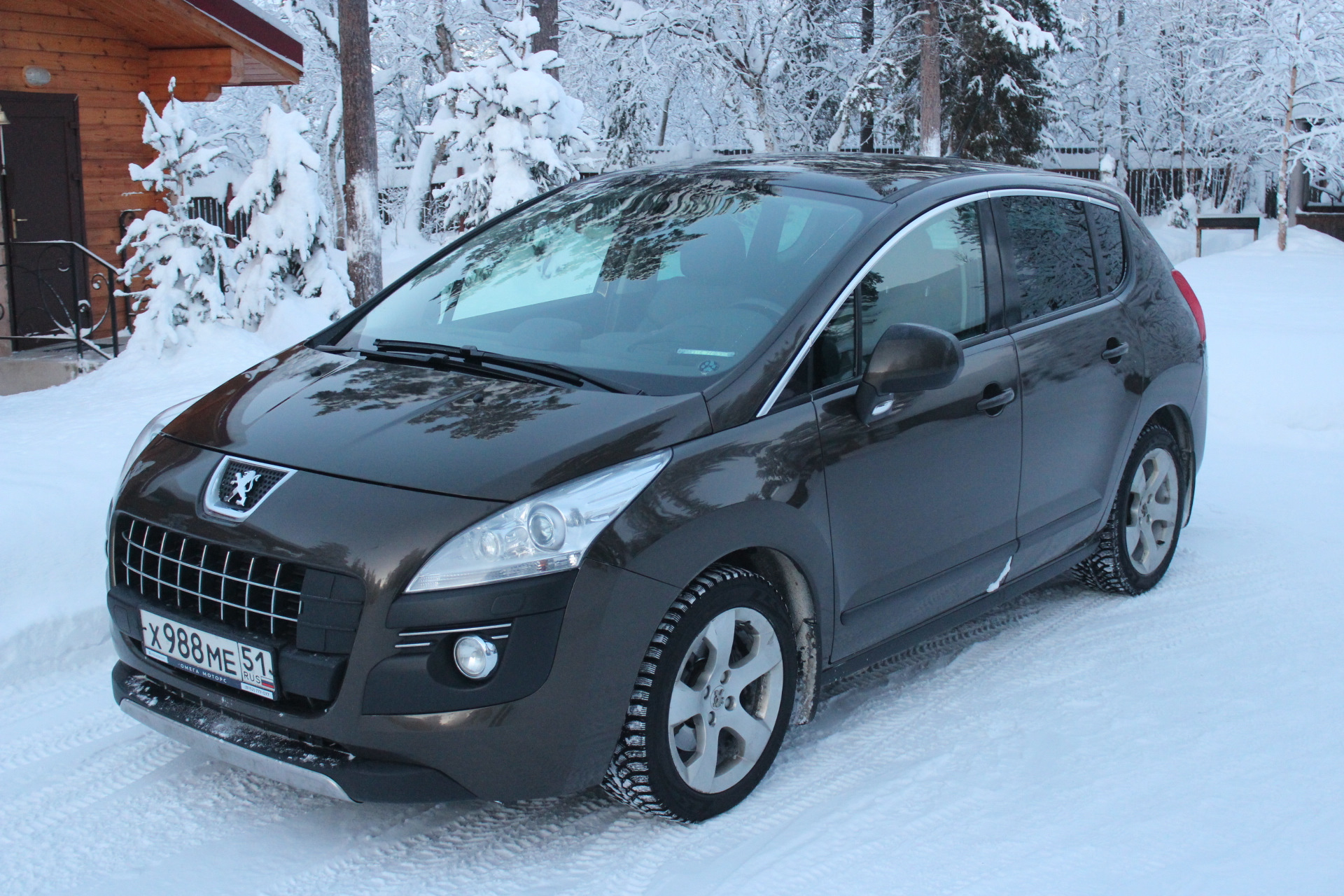 Пежо 3008 дизель. Пежо 3008 1.6. Пежо 3008 зима. Пежо 3008 коричневый. Peugeot 3008 коричневый.