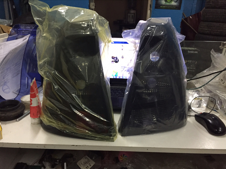 Задние фонари depo Logan с 2010 — Renault Logan (1G), 1,6 л, 2012 года ...