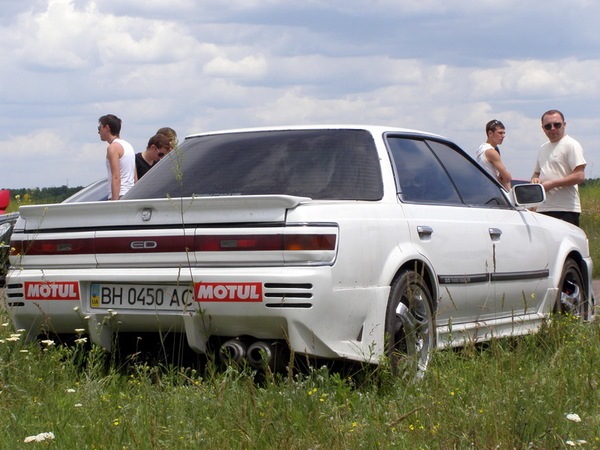 Toyota Carina ed st160 салон