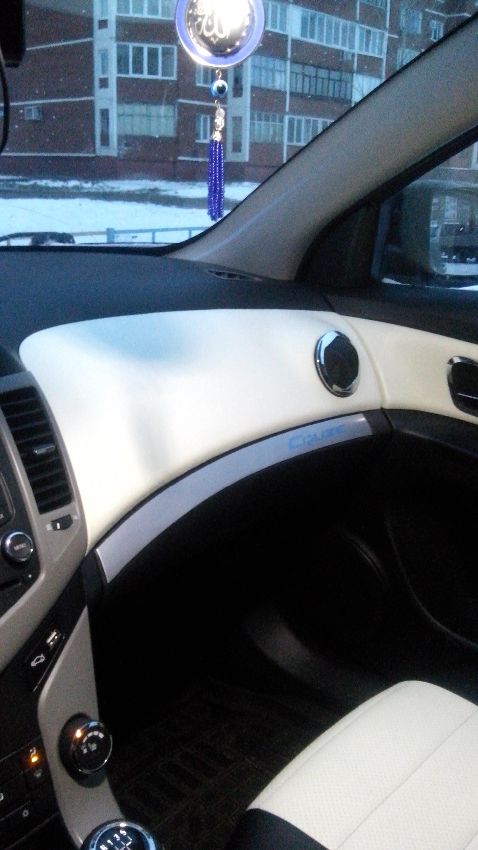 Обтяжка панелей салона — Chevrolet Cruze (1G), 1,6 л, 2011 года ...