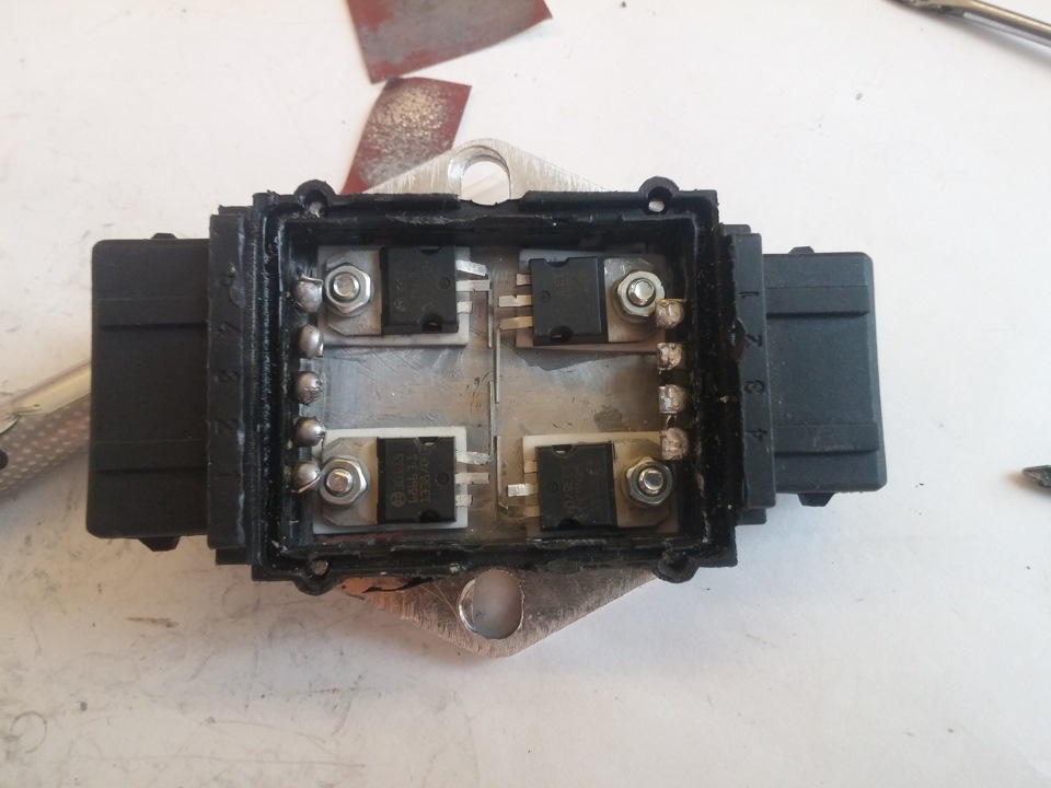 Сгорел коммутатор — Audi A4 (B5), 1,8 л, 2000 года | электроника | DRIVE2