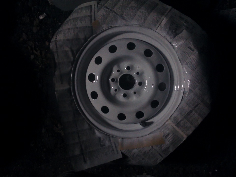 Подготовка к зиме. Красим штампованные диски. Часть 1 — Lada Приора ...