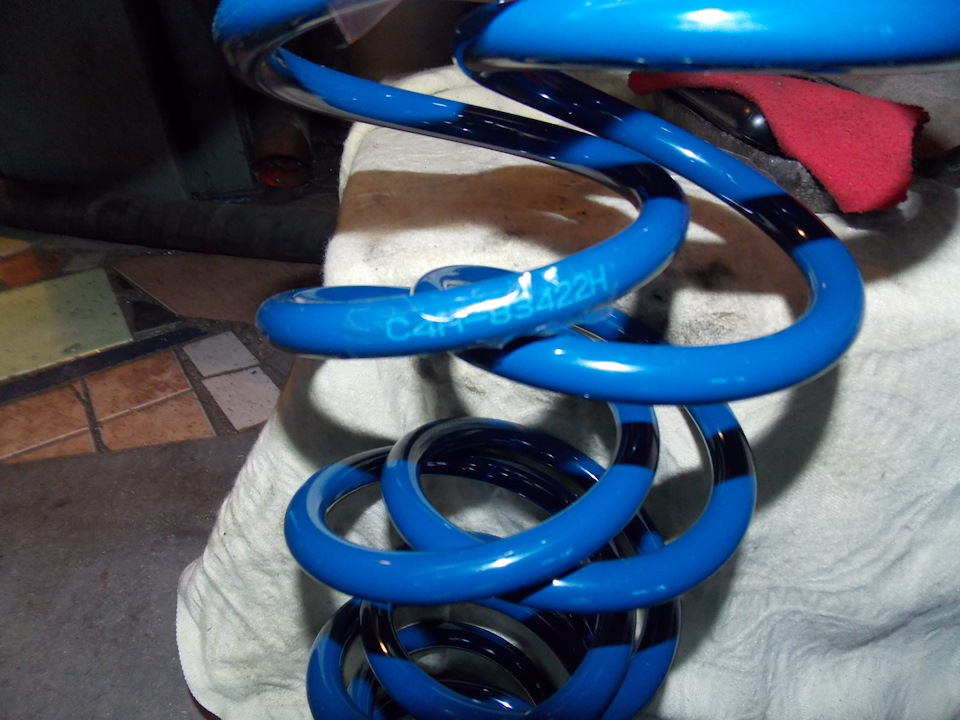 1790c36s 960 амортизаторы задней двери honda orthia