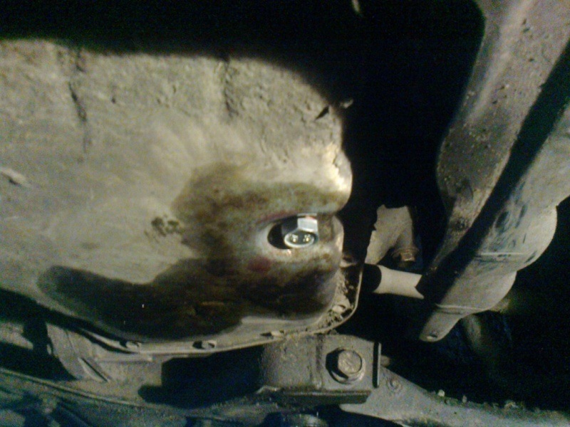 сорвал резьбу на пробке АКПП — Toyota bB (NCP30), 1,3 л, 2004 года ...