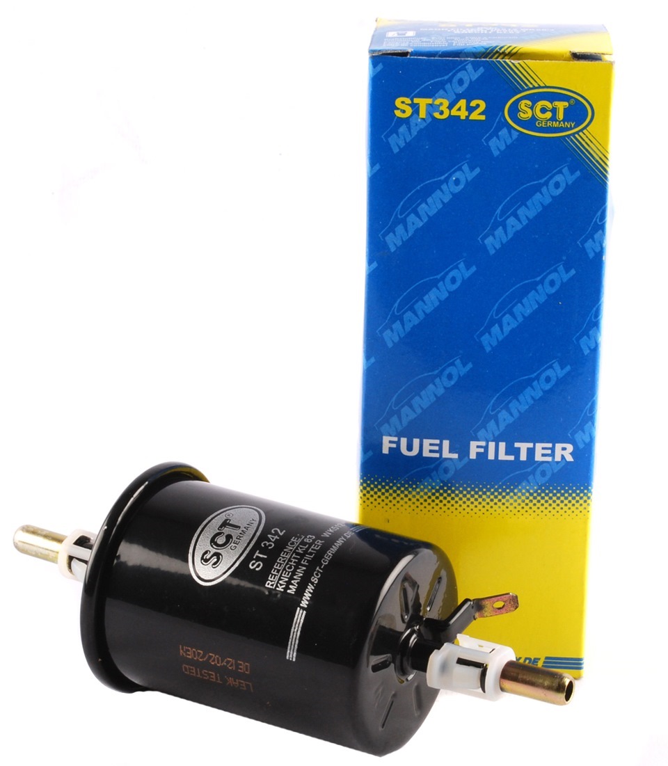 Поменял топливный фильтр и сеточку в бензобаке — Lada 2113, 1,6 л, 2007 ...