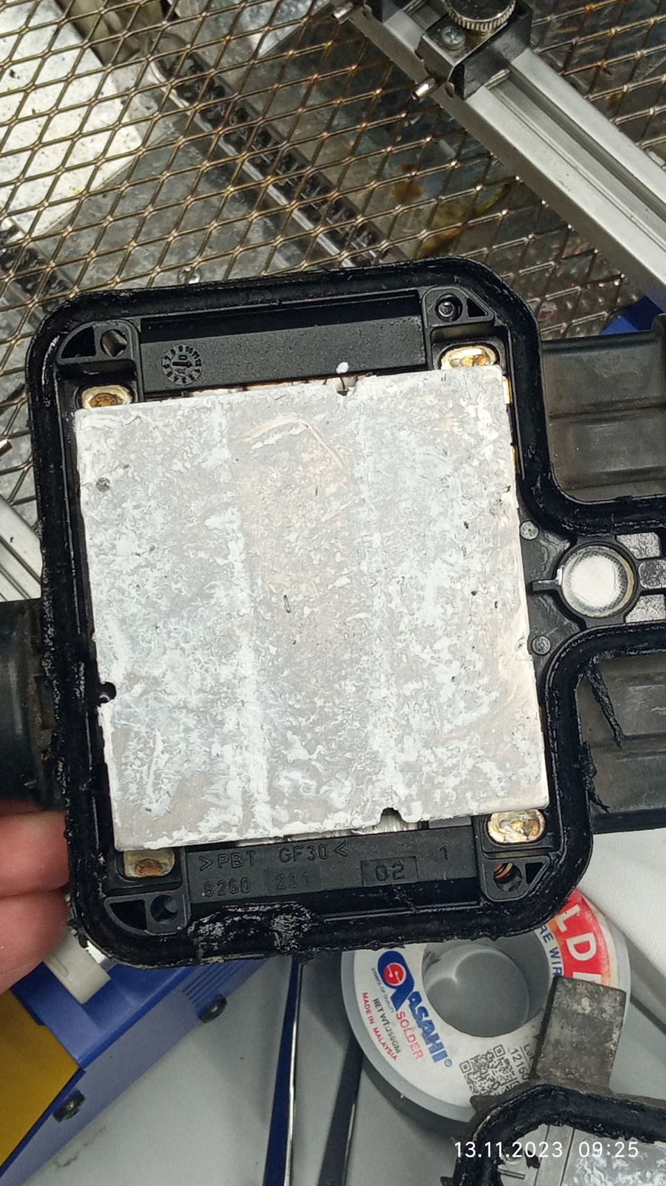 Ремонт блока управления вентиляторами — Jaguar X-Type, 2,5 л, 2008 года ...