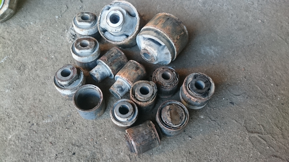 барахло — Subaru Legacy Outback (BE/BH)