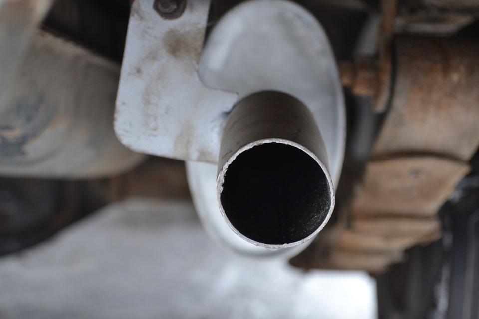 Выхлопная система — ГАЗ 3110, 2,3 л, 2002 года | запчасти | DRIVE2