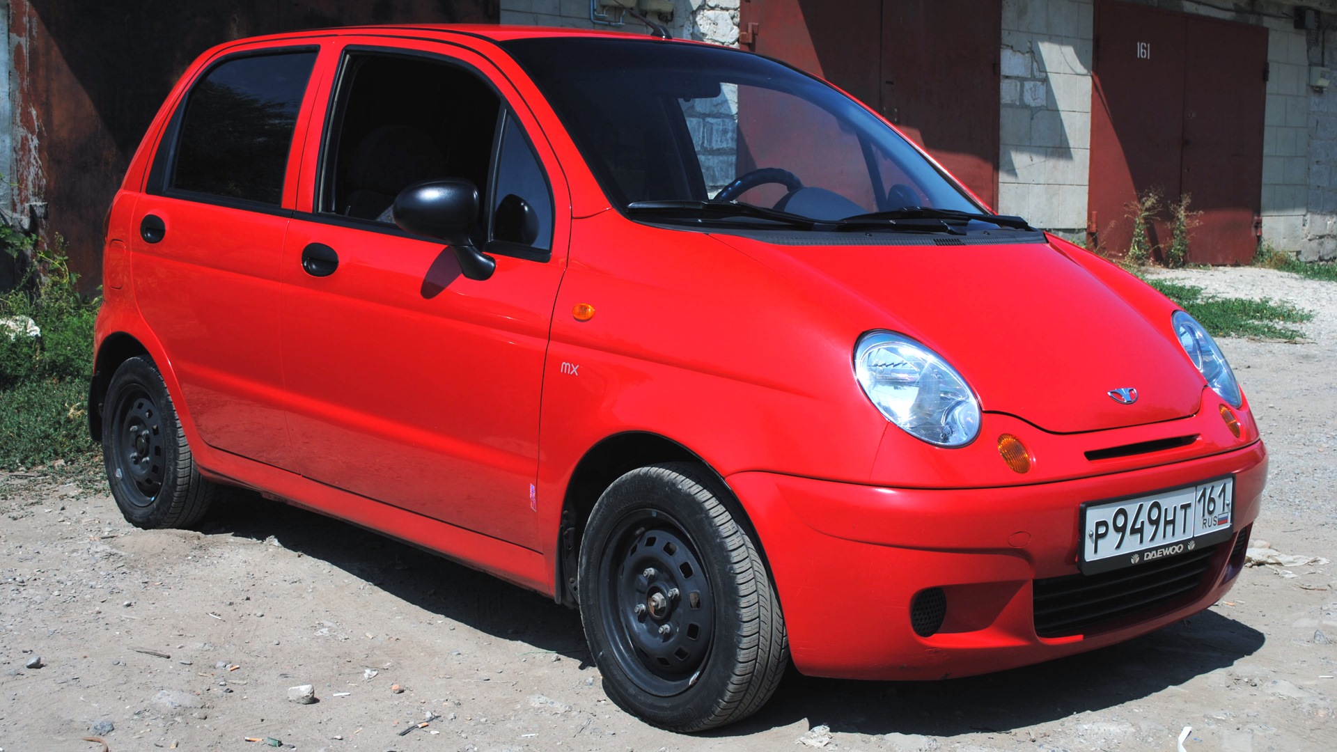 Matiz расход. Дэу Матиз красный. Daewoo Matiz 2007 красная. Daewoo Matiz 100. Дэу Матиз красный 2005.