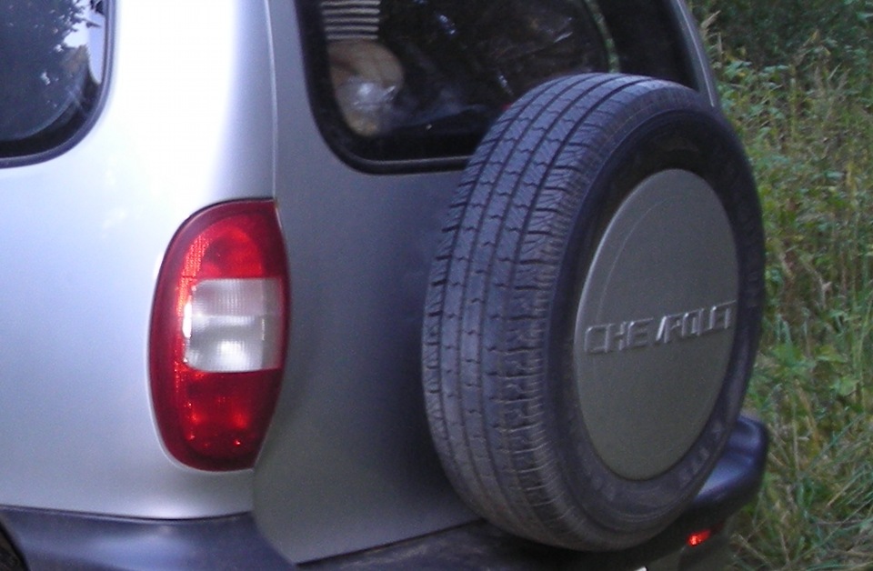 Задние фонари — Chevrolet Niva (1G), 1,7 л, 2004 года | электроника ...