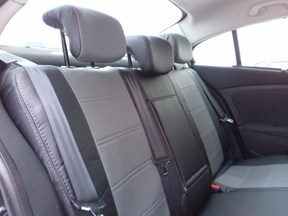 Авточехлы — Renault Fluence, 1,6 л, 2010 года | стайлинг | DRIVE2