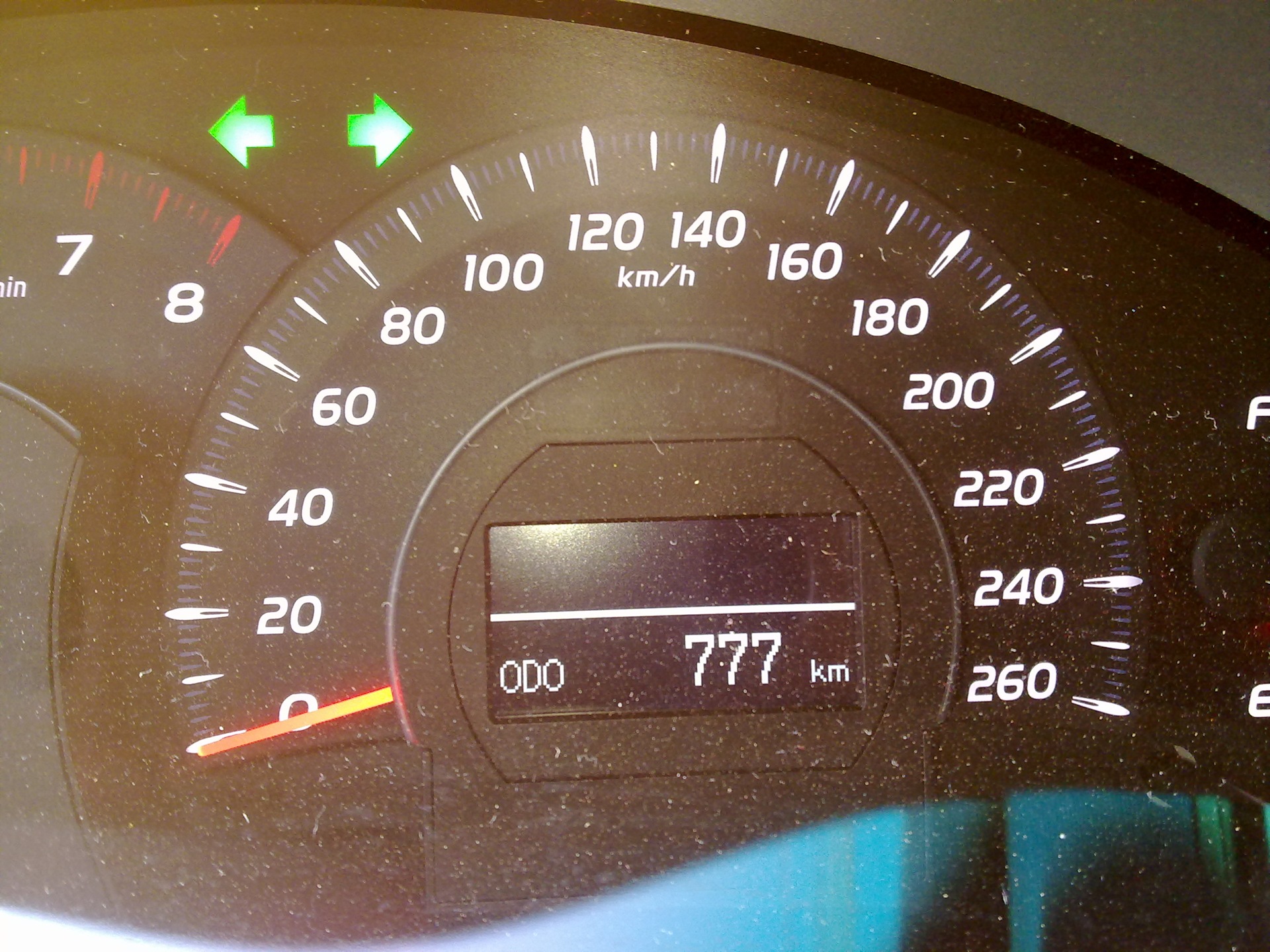 Odometer - Toyota Camry 35L 2010