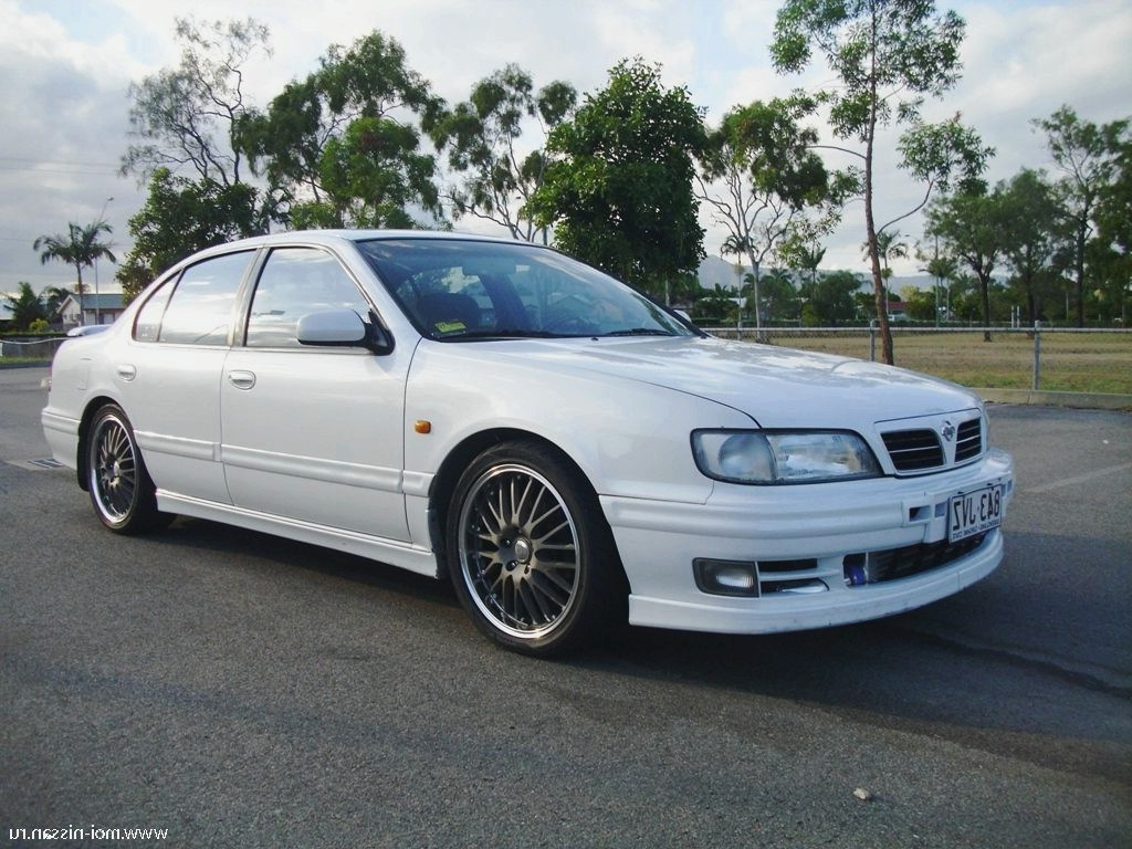 Nissan cefiro. Ниссан Максима а32 белый. Cefiro a32. Ниссан Цефиро а32.