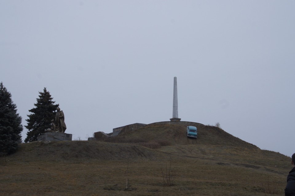 Фото луганск острая могила