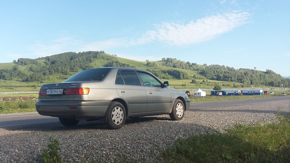 Toyota Corona Графит