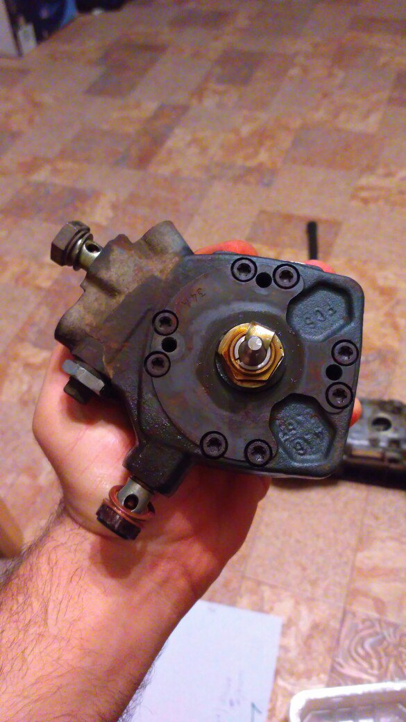 0438101039 bosch. Чистка дозатора. Чистка дозатора. Регулировка дозатора мерседес. Чистка дозатора.