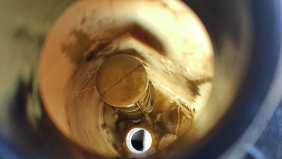 Внутренняя грязь в бочке. — Volvo C30