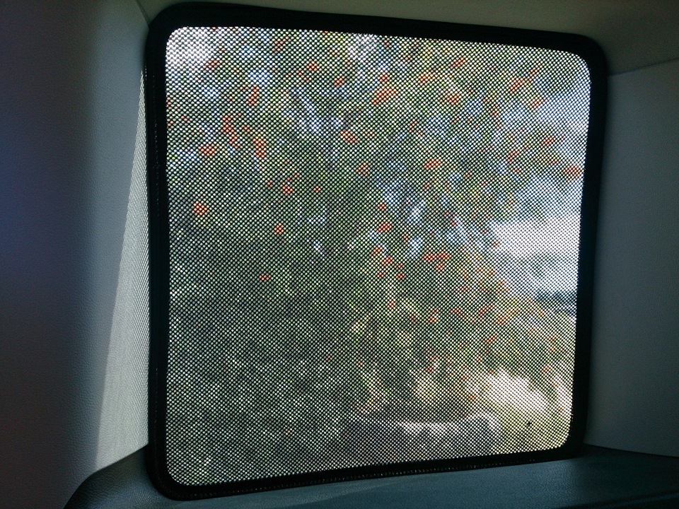 Шторки йети. Сетки трокот приора. Каркасные шторки шкода йети. Шторки йети. Шторки трокот фабия мк1.