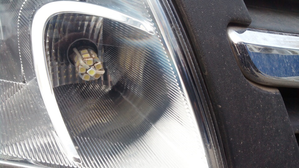 Светодиодные ДХО+габариты. — Lada Гранта лифтбек, 1,6 л, 2015 года ...