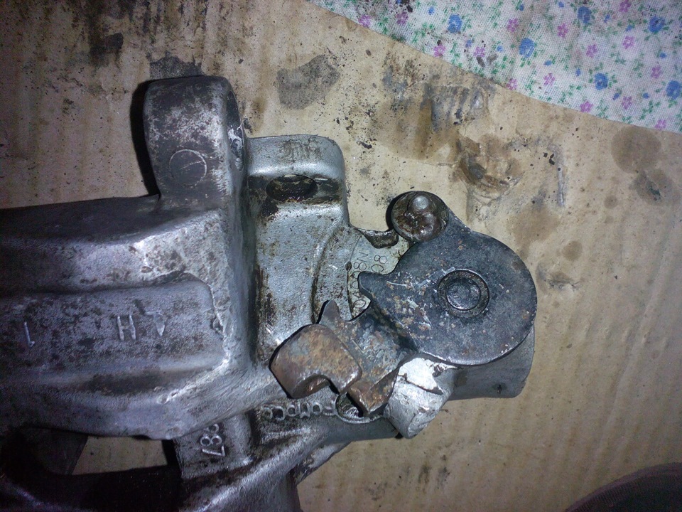 Установка задних дисковых тормозов 2часть разборка суппорта и его ...