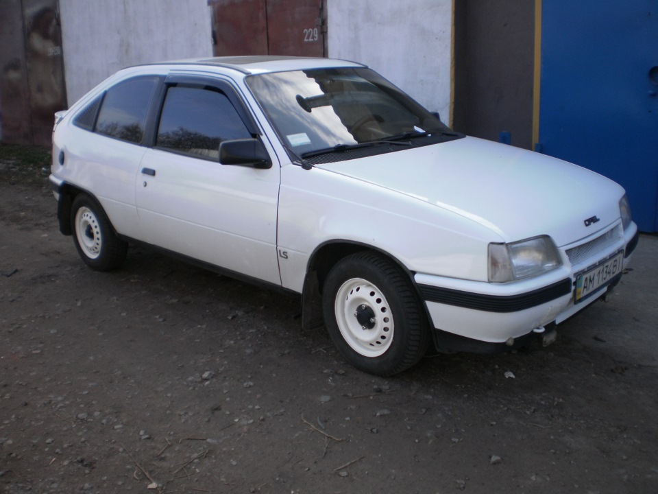 Фото в бортжурнале Opel Kadett E
