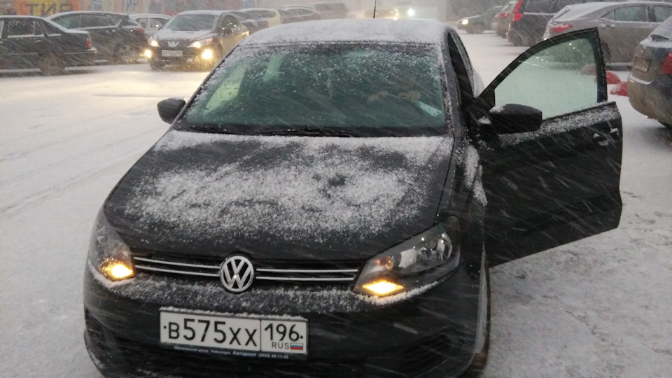 продам магнитолу rcd 330 plus desay 6000р. — Volkswagen Polo Sedan, 1,6 ...